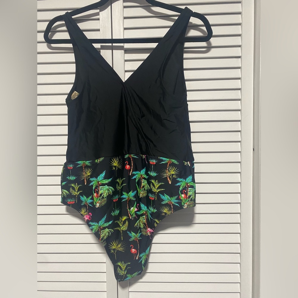 One piece swimsuit Cupshe black and green Size 0X
